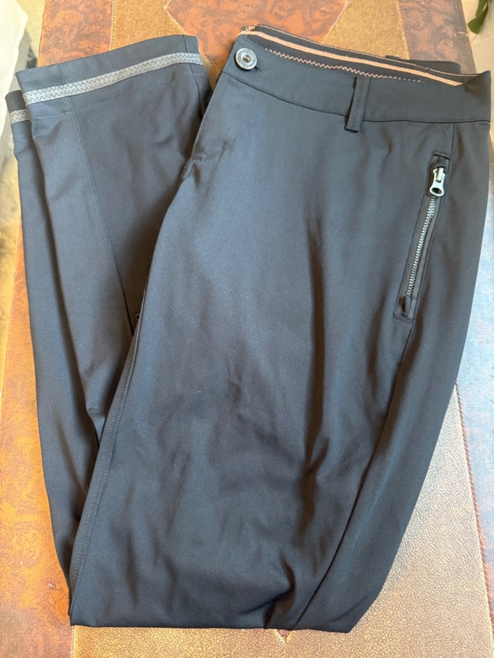 Lululemon casual pants 12